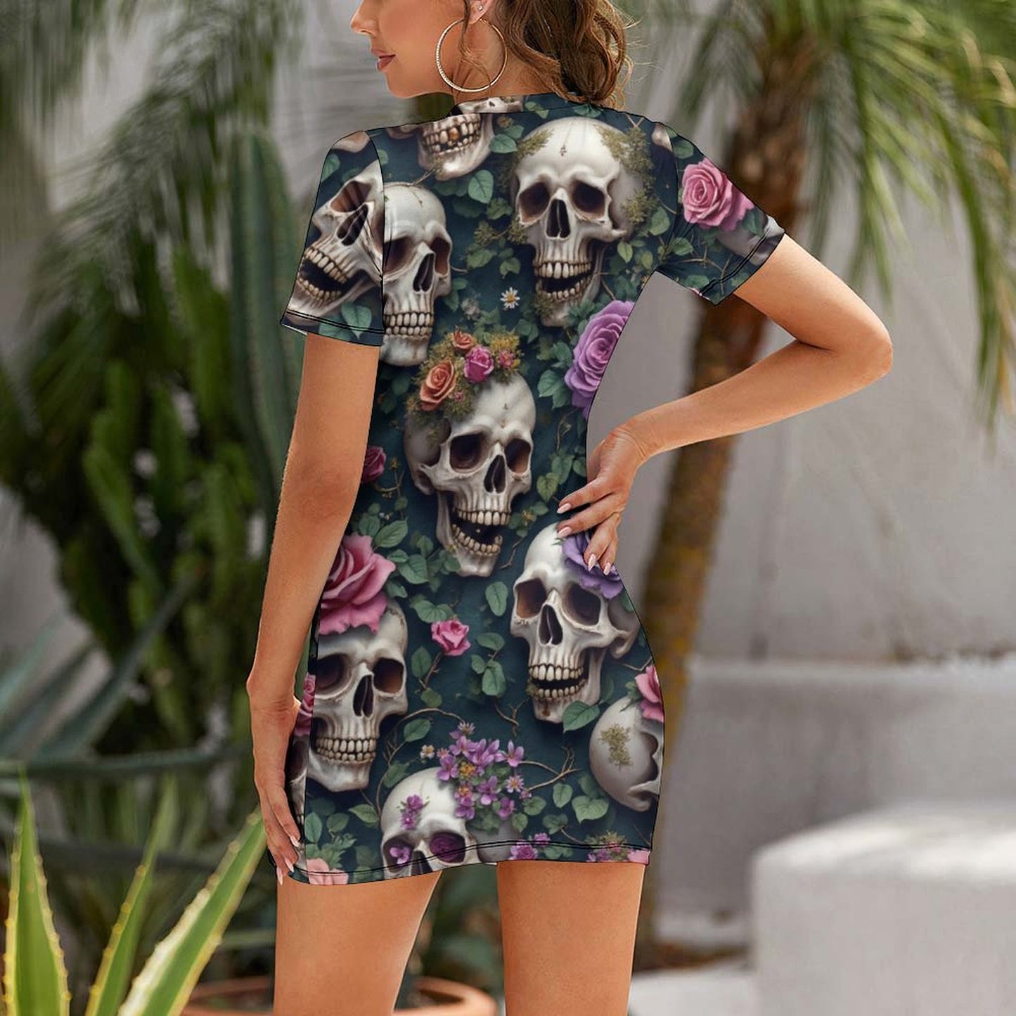 Robe Mini moulante à manches courtes